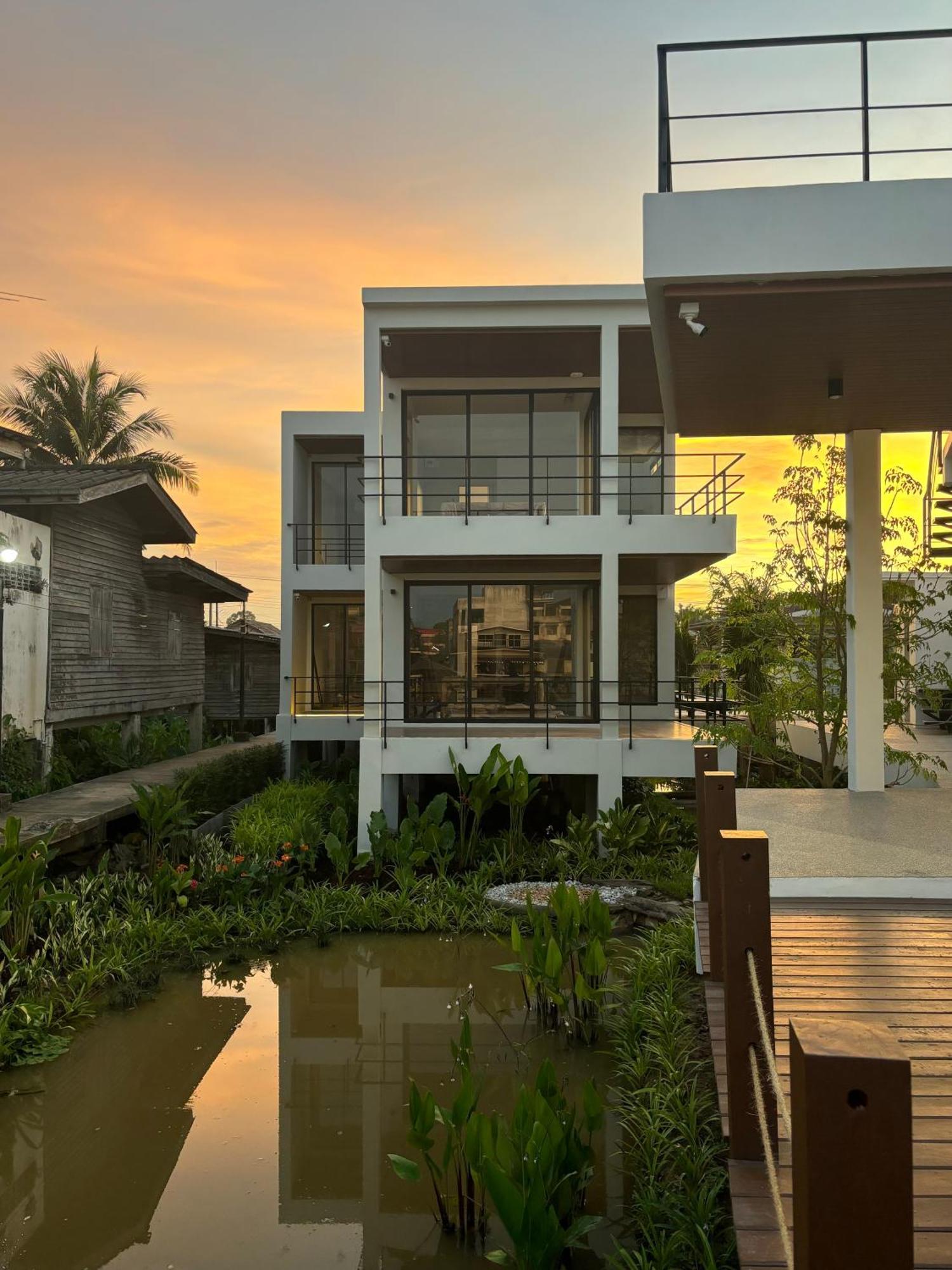The Episode Boutique Hotel 素叻他尼 外观 照片
